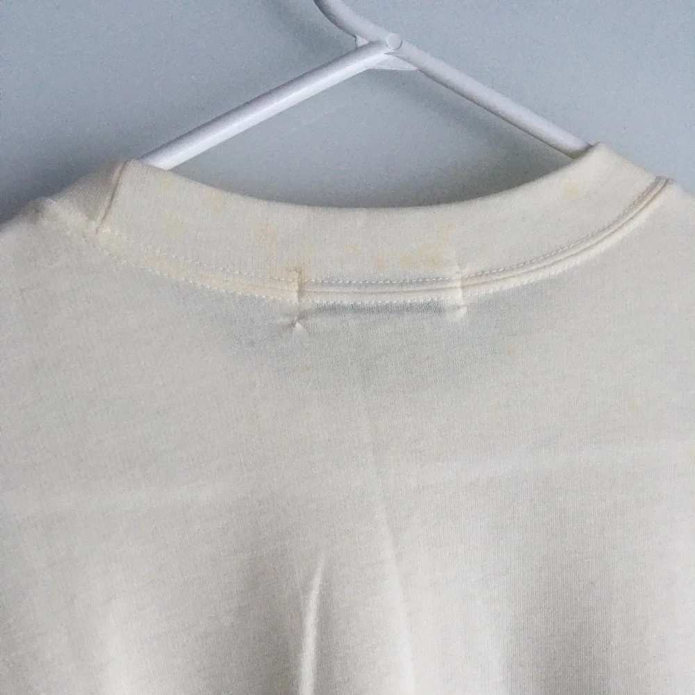 NWOT Vintage Print Graphic Tee Medium